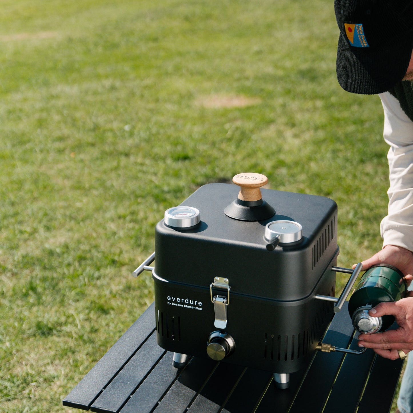 Everdure Cube Proflame 360 Gasgrill Sort