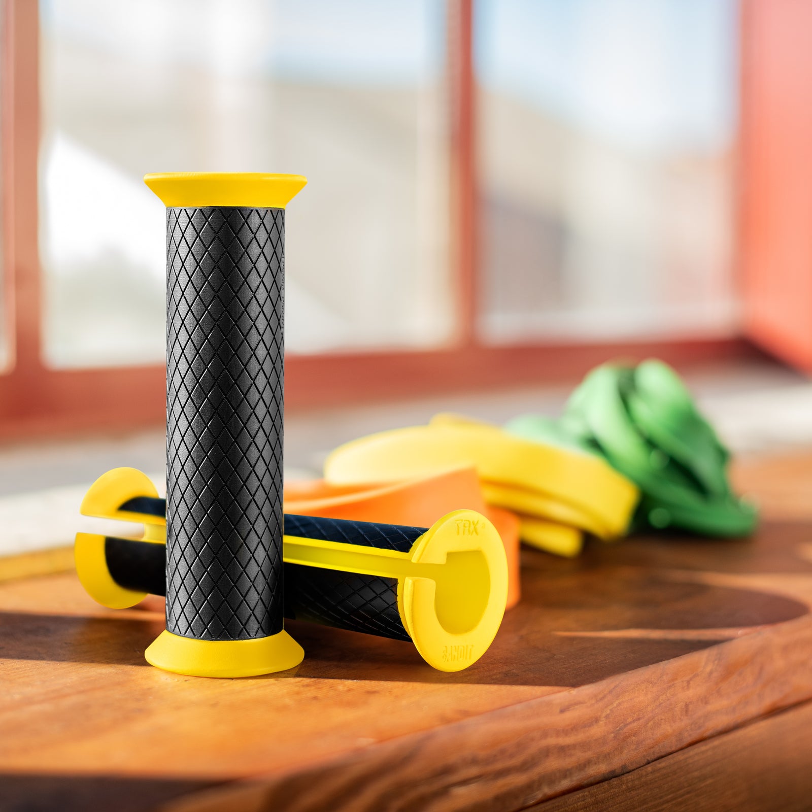 TRX Bandit Handles, set of 2 Handle and anchoring for training band Black