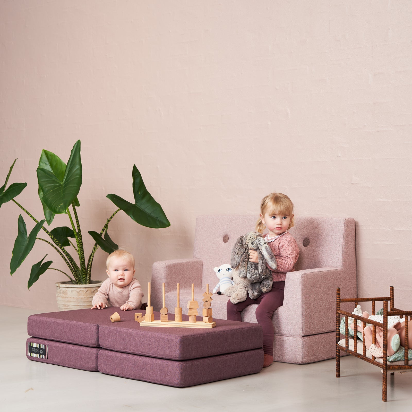 By KlipKlap KK Kids Sofa Soft Rose w. Rose