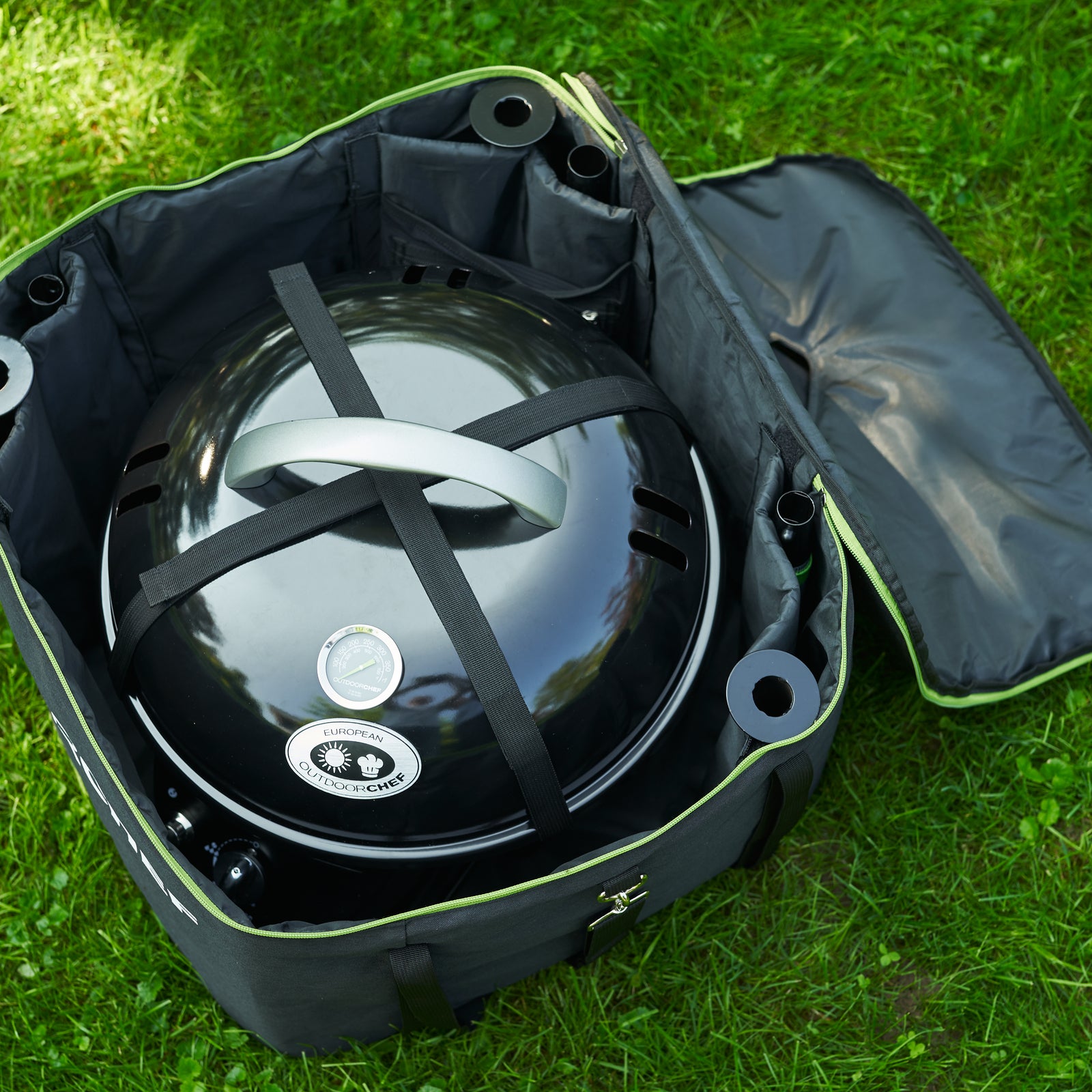 Outdoorchef CHELSEA 420 G BLACK 30MBAR Gas BBQ Black