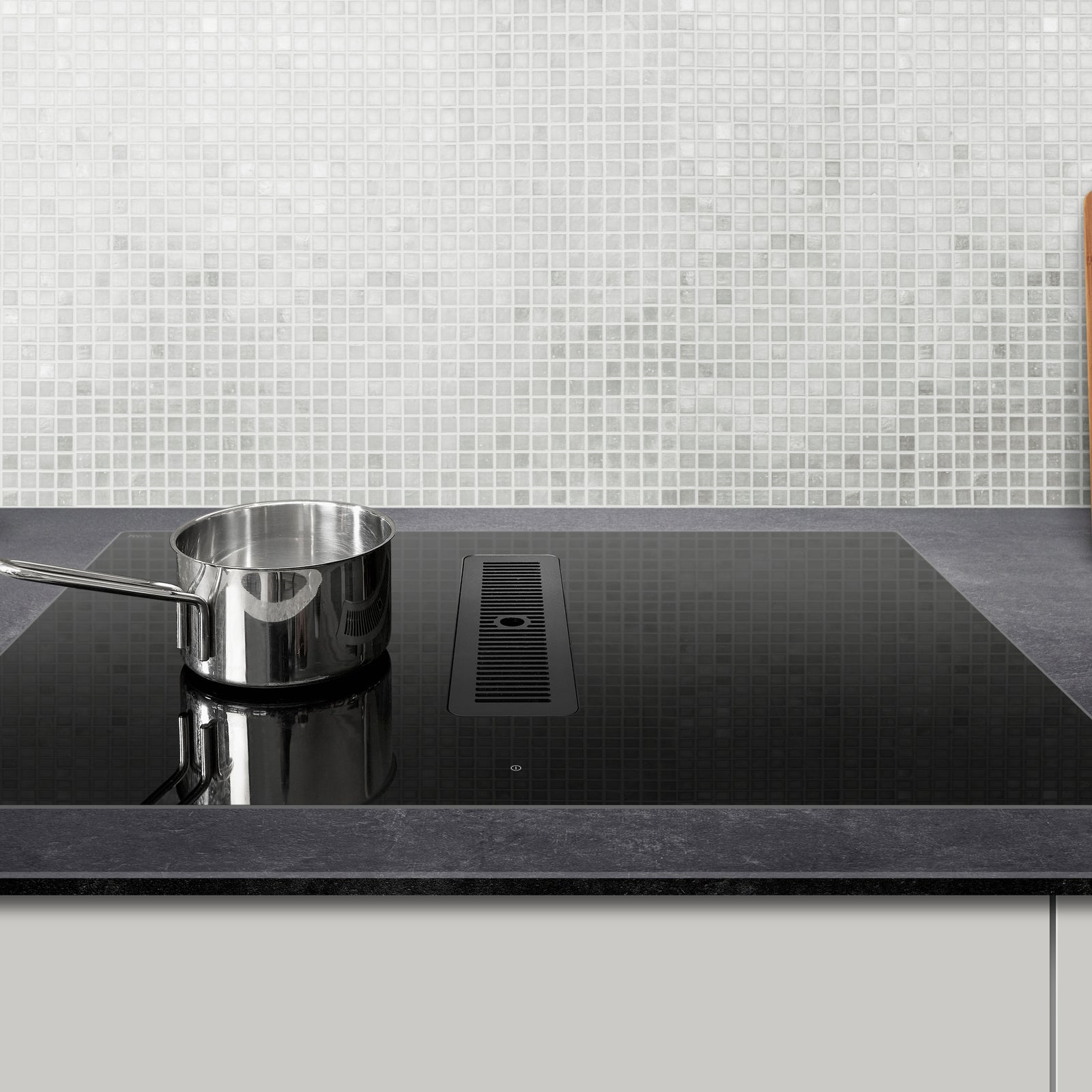 Witt Luna 78 W Hood in hob Black