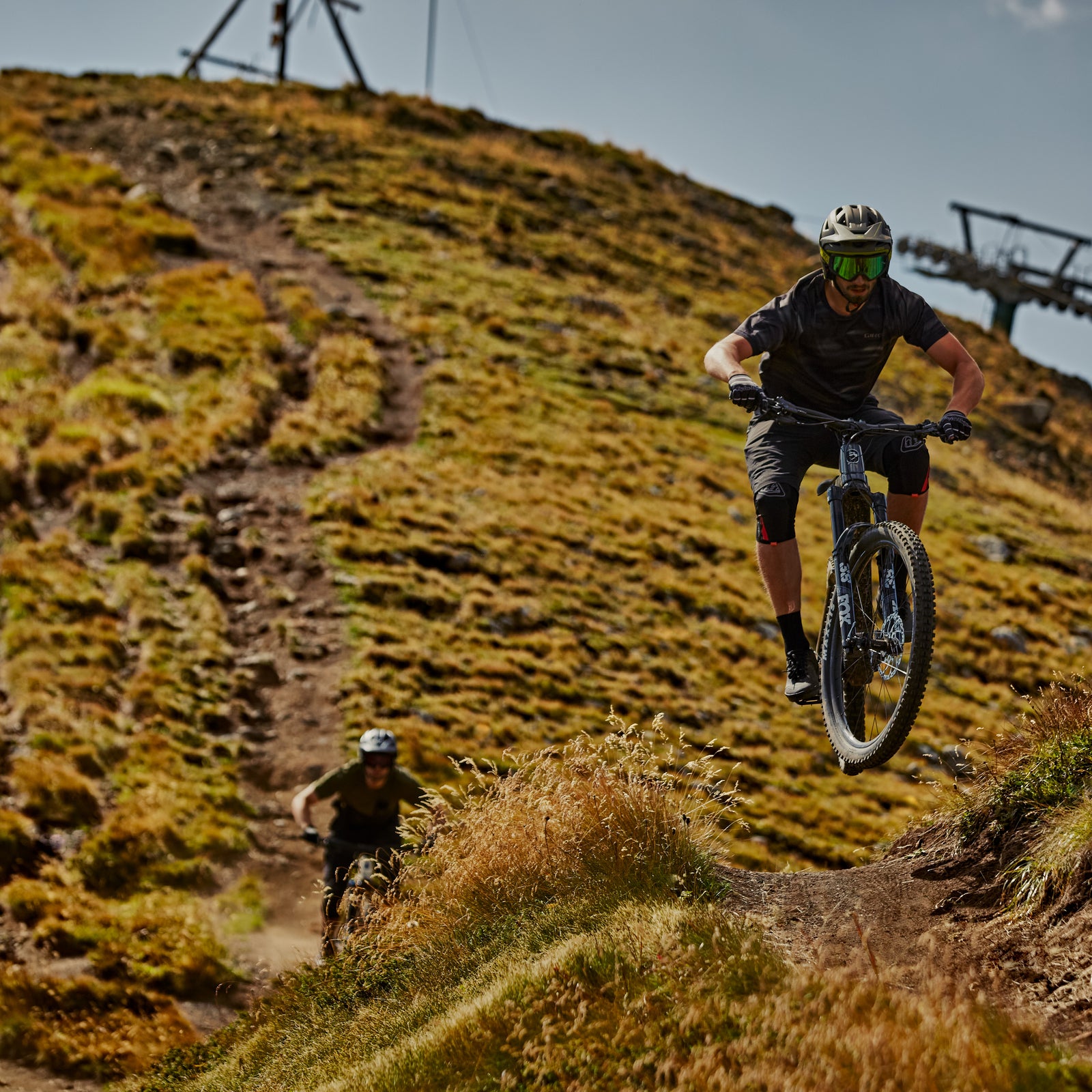 BESV TCE 1.1 MY23 FS-Step Over 430M el-MTB Svart