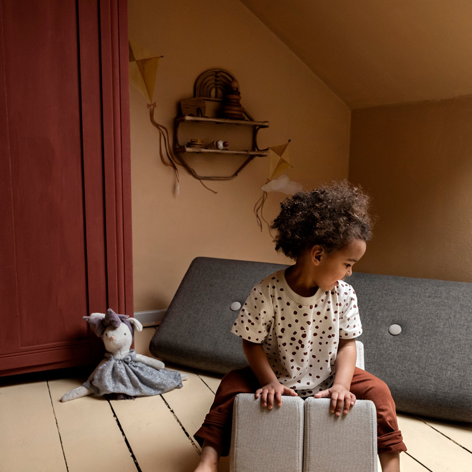 By KlipKlap KK Mrs. Hair Beige