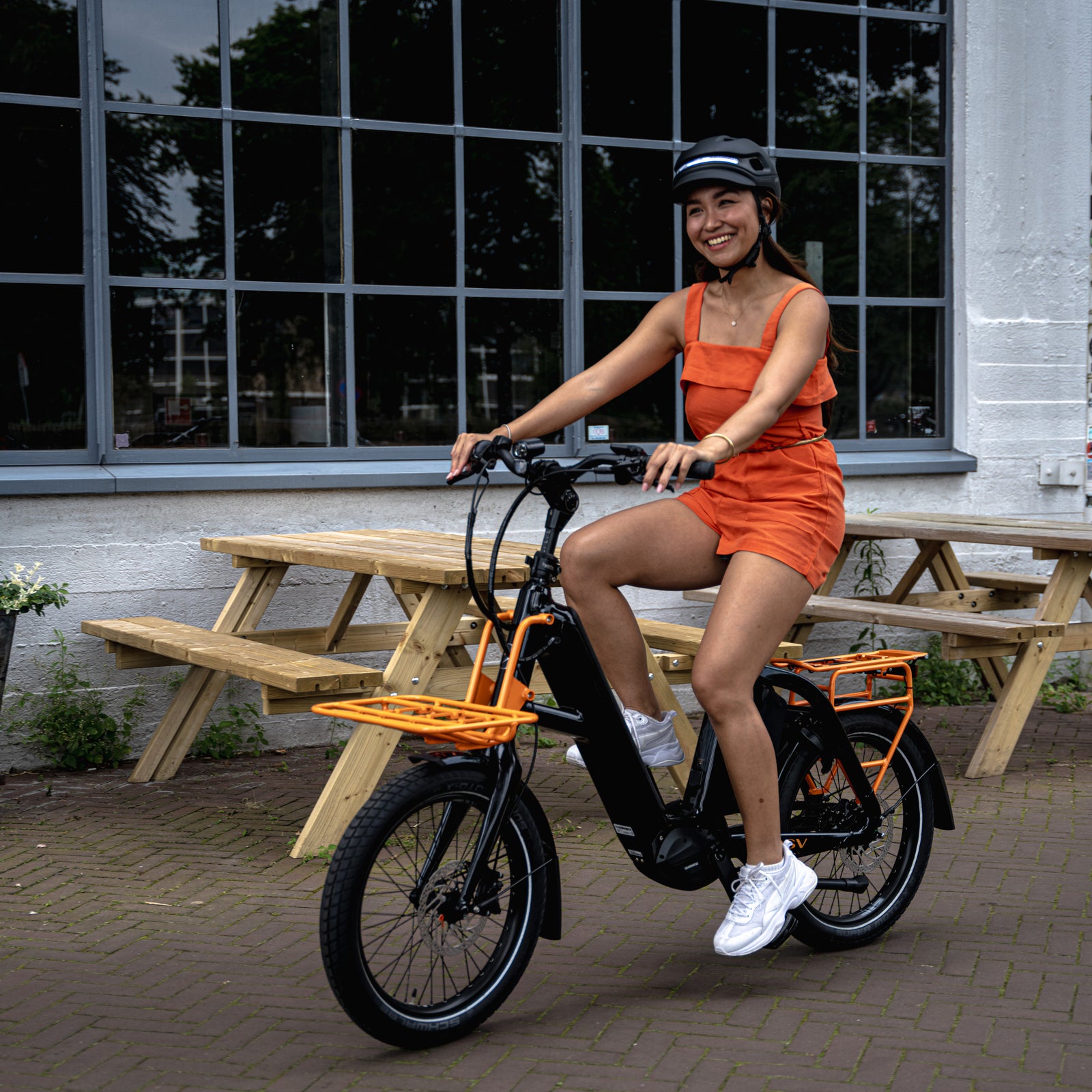 BESV CPT 1.0 MY2025 X step 468 one size Compact Night Black Gloss