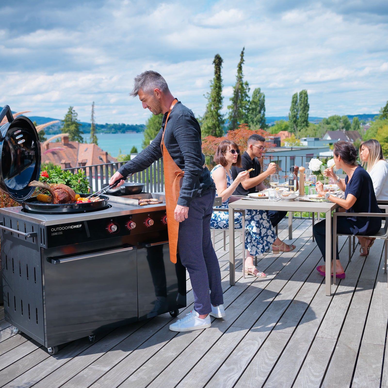 Outdoorchef Lugano 570 G Evo II 30MBAR UK Gas BBQ Black