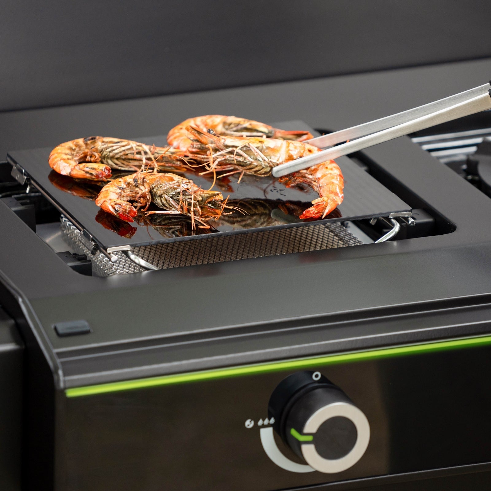Outdoorchef KITCHEN HEAT X-415/245 30MB EDELST Gas BBQ Black