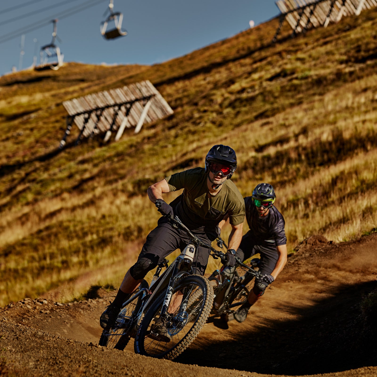BESV TCE 1.3 MY23 FS-Step Over 430 M e-MTB Sand