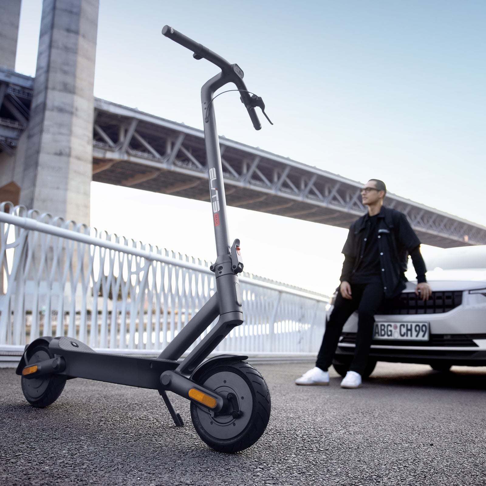 Yadea Elite Max Elsparkcykel 20 km/t Elsparkcykel Grå