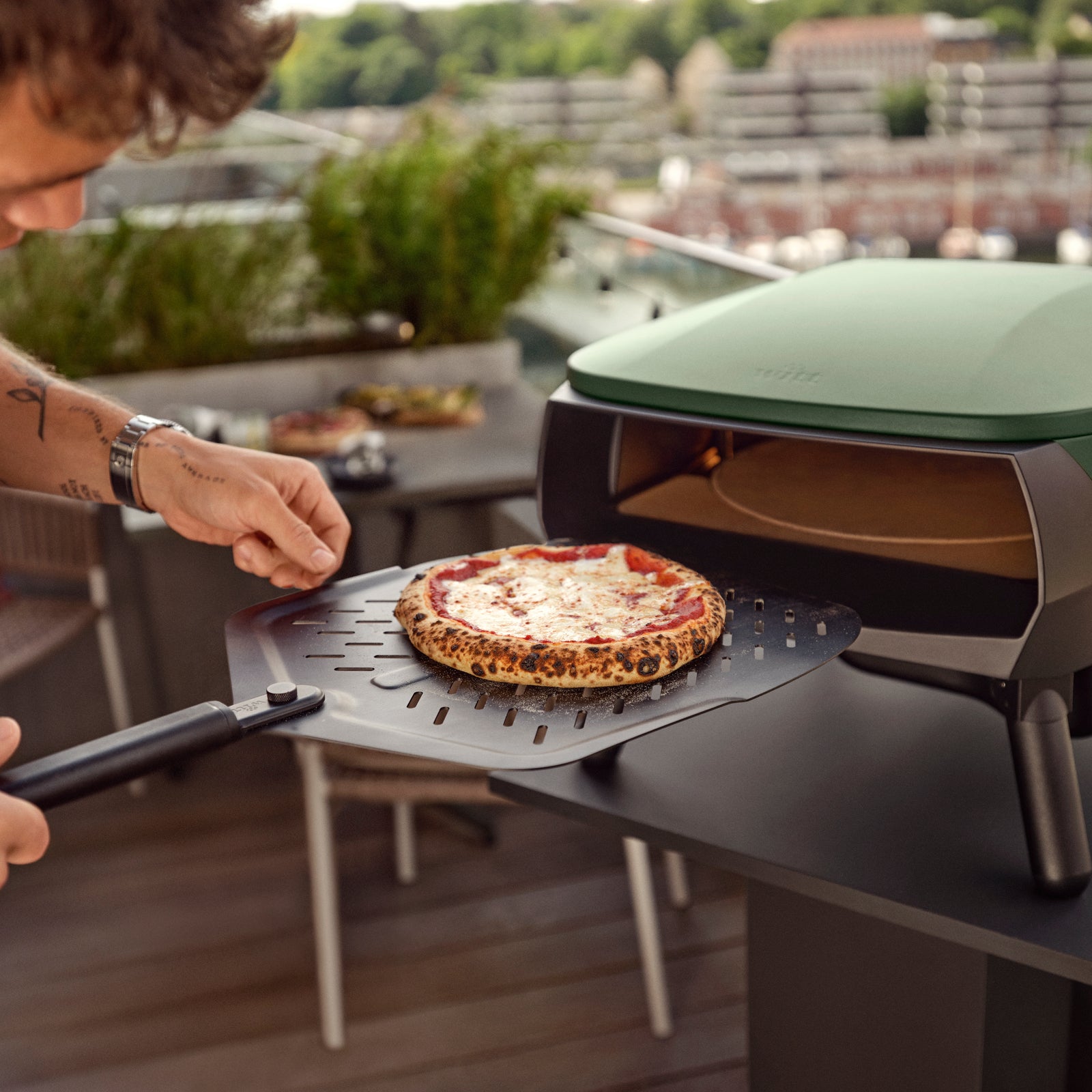 Witt Pizzalapio 12" pehmeä kahva Musta