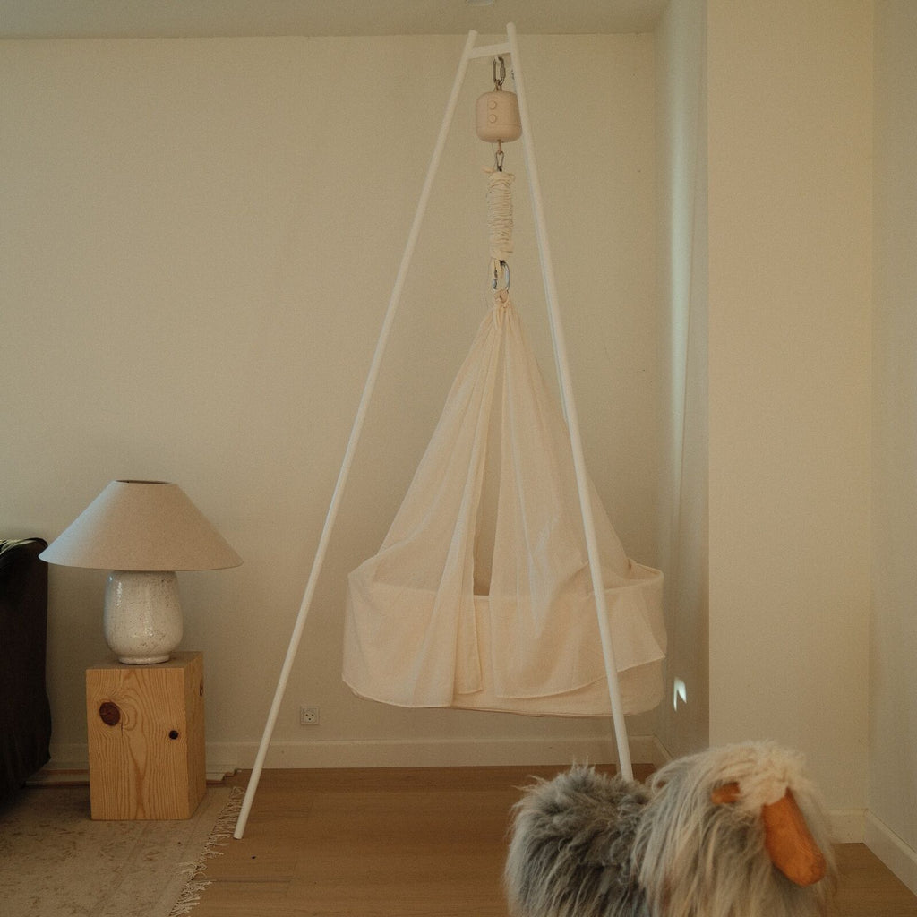 Membantu Baby Cradle Nature