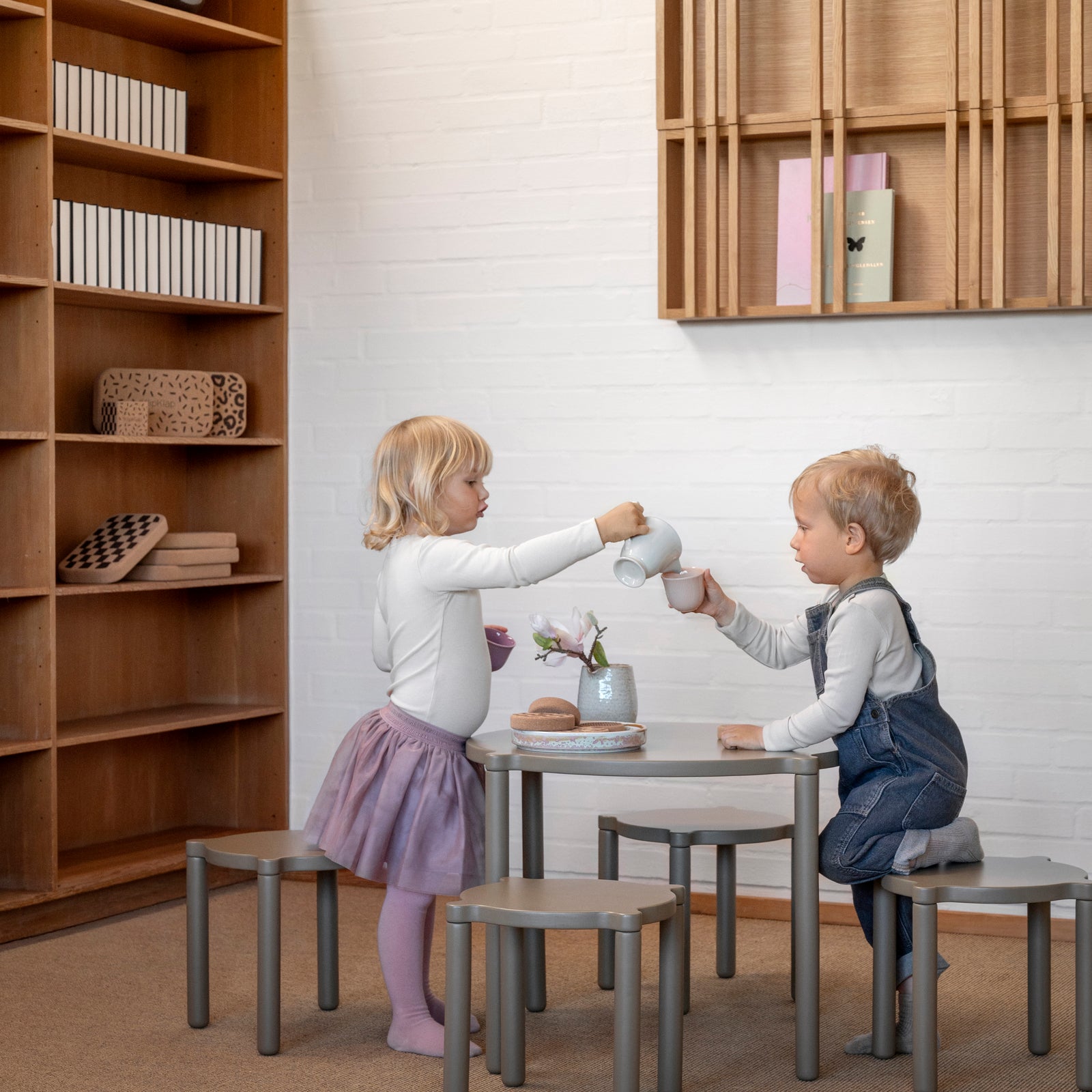 By KlipKlap Stacking Table Taupe