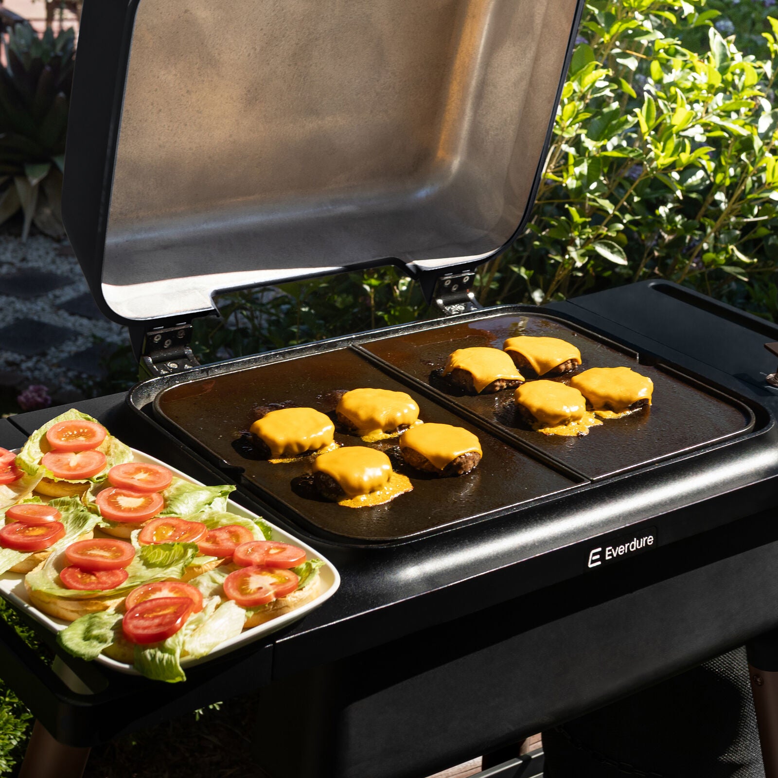 Everdure Force Gen III EU Black Incl. Toolkit Gas BBQ