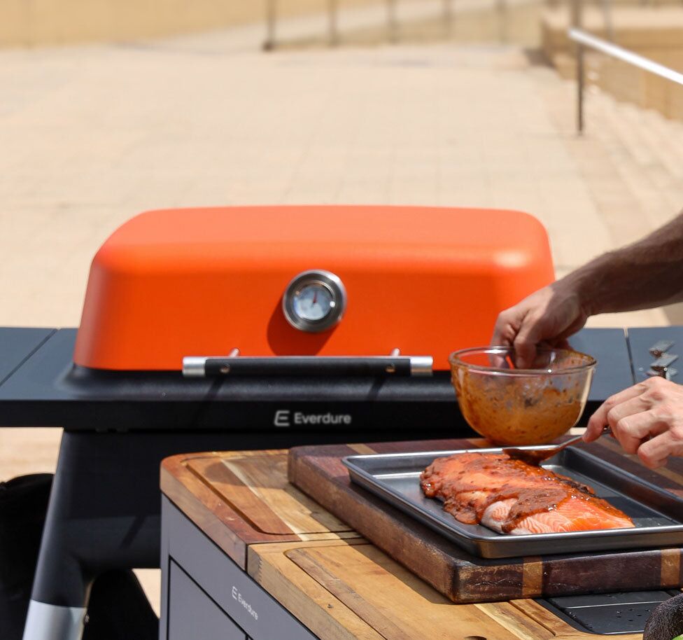Everdure Force Gen III EU Orange Incl. Toolkit Gas BBQ