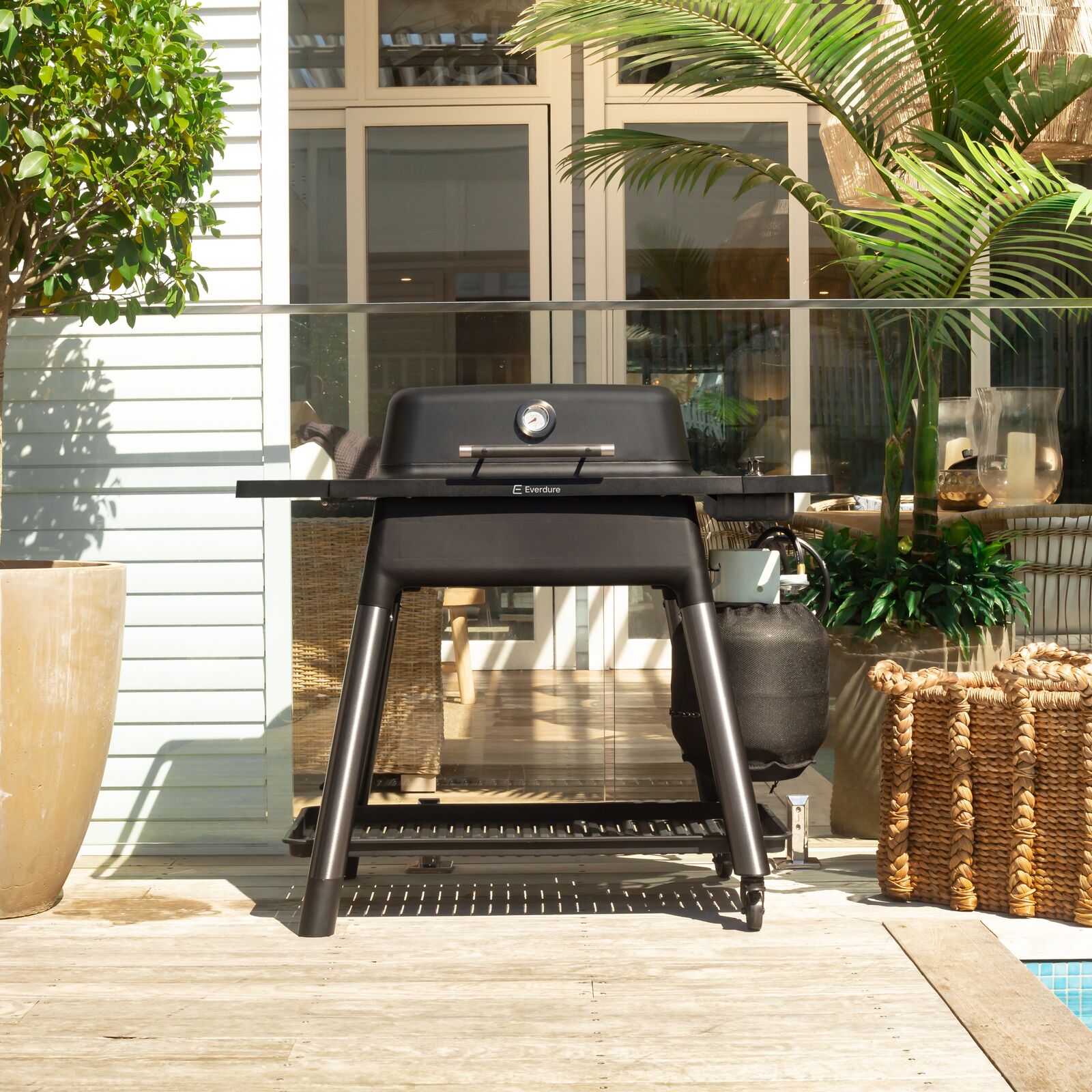 Everdure Force Gen III inkl. værktøjssæt EU gasgrill orange