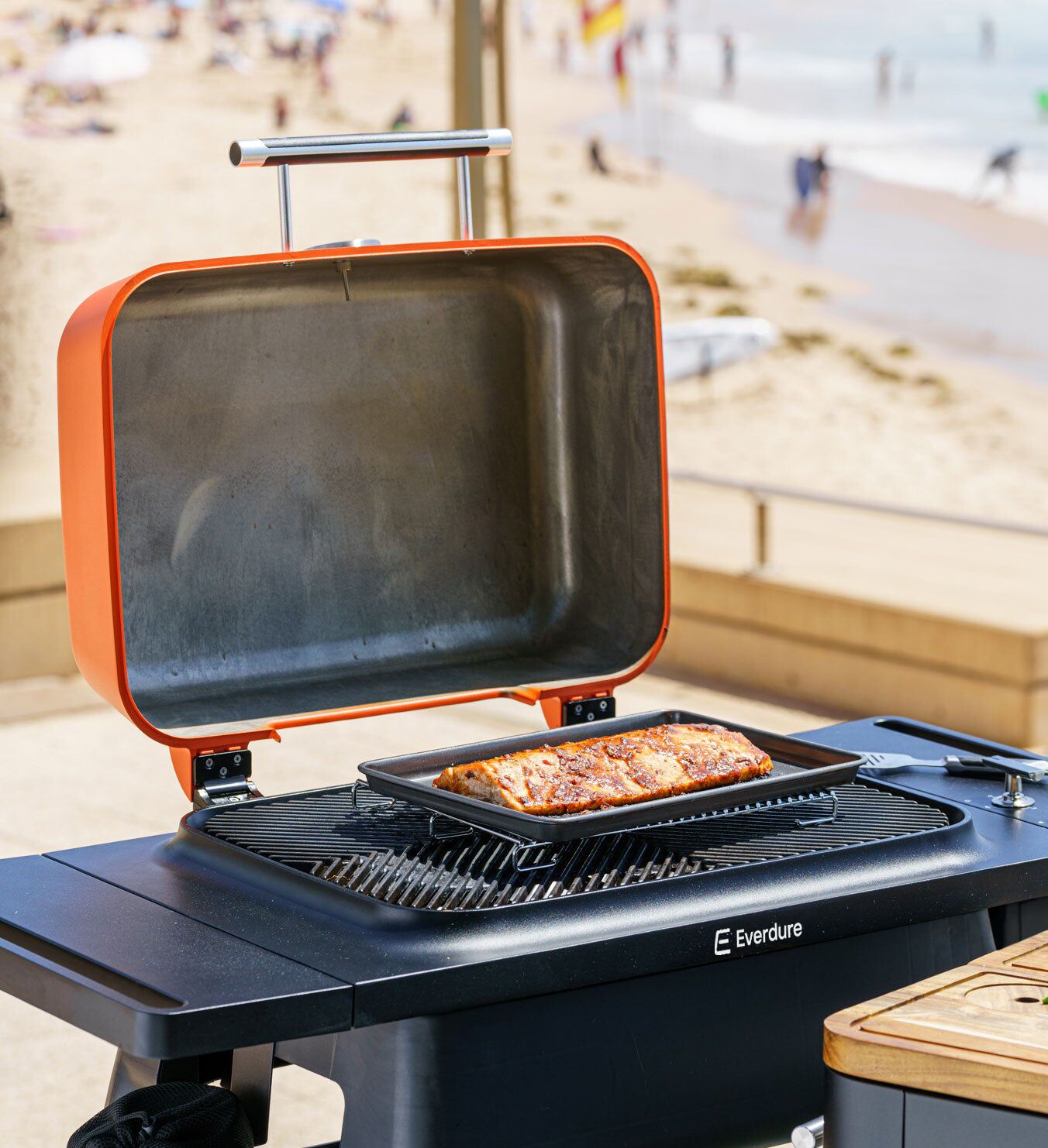 Everdure Force Gen III EU Orange Incl. Toolkit Gas BBQ