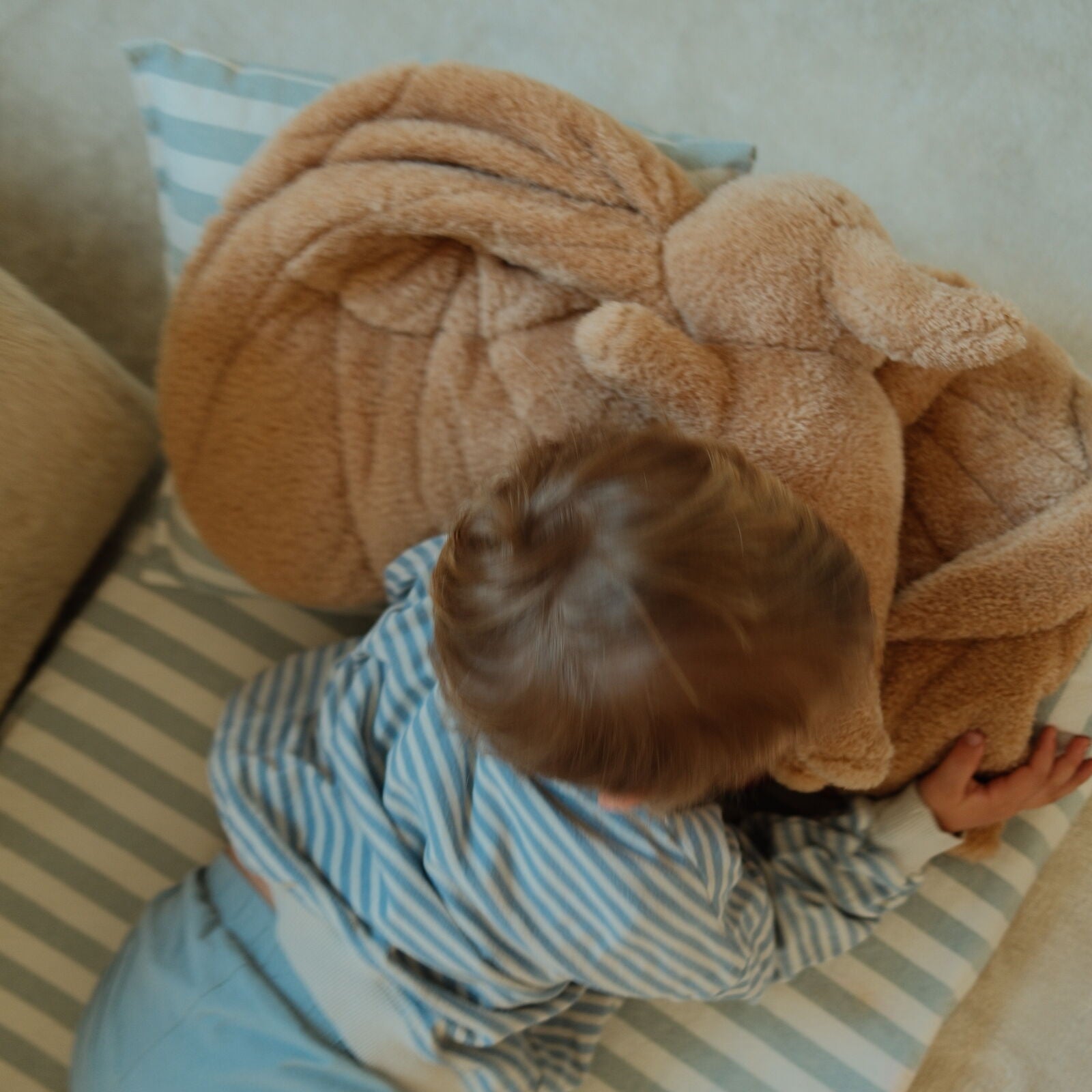 Membantu Magma01 Large Brown