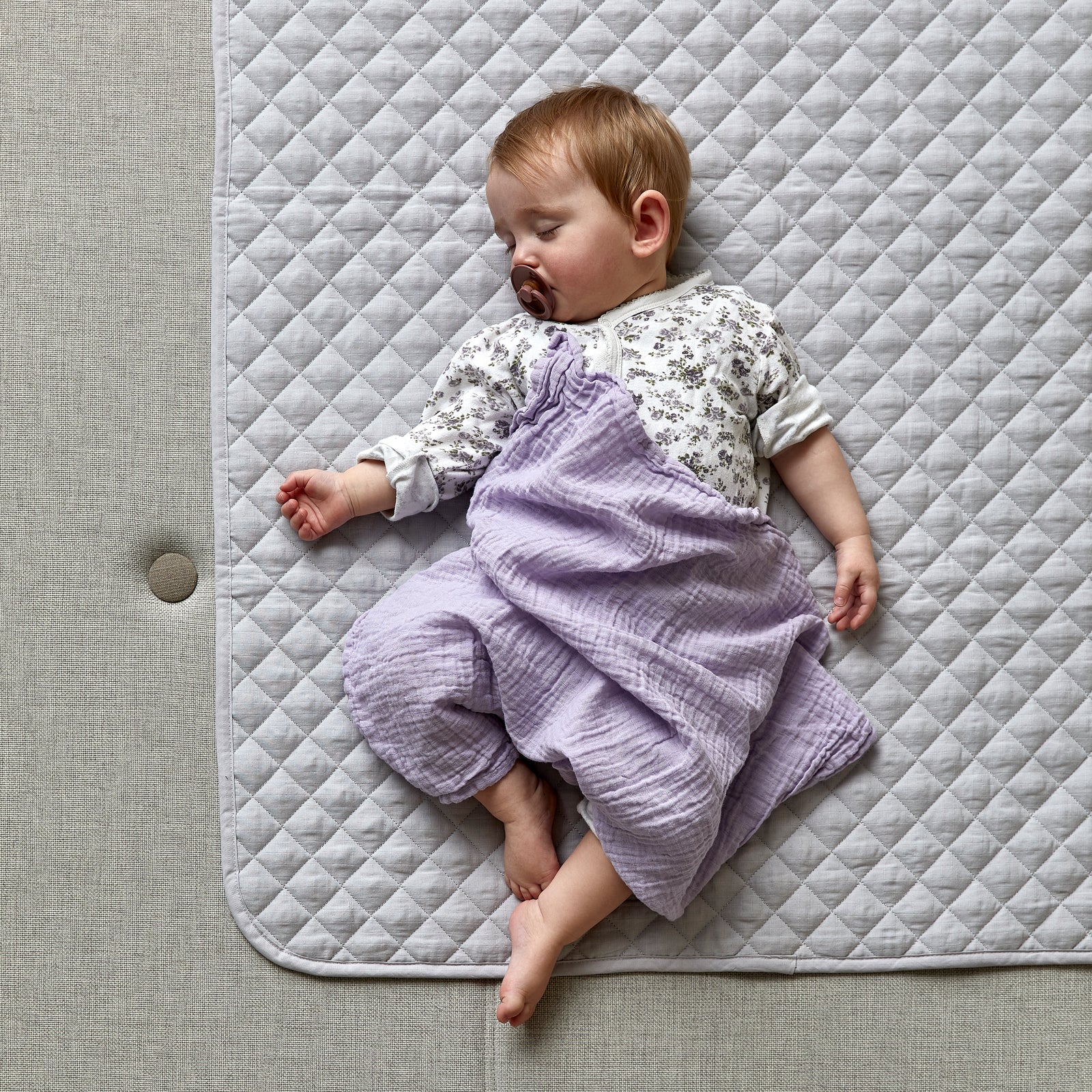 By KlipKlap Play Blanket Emil Stripe Steel Grey