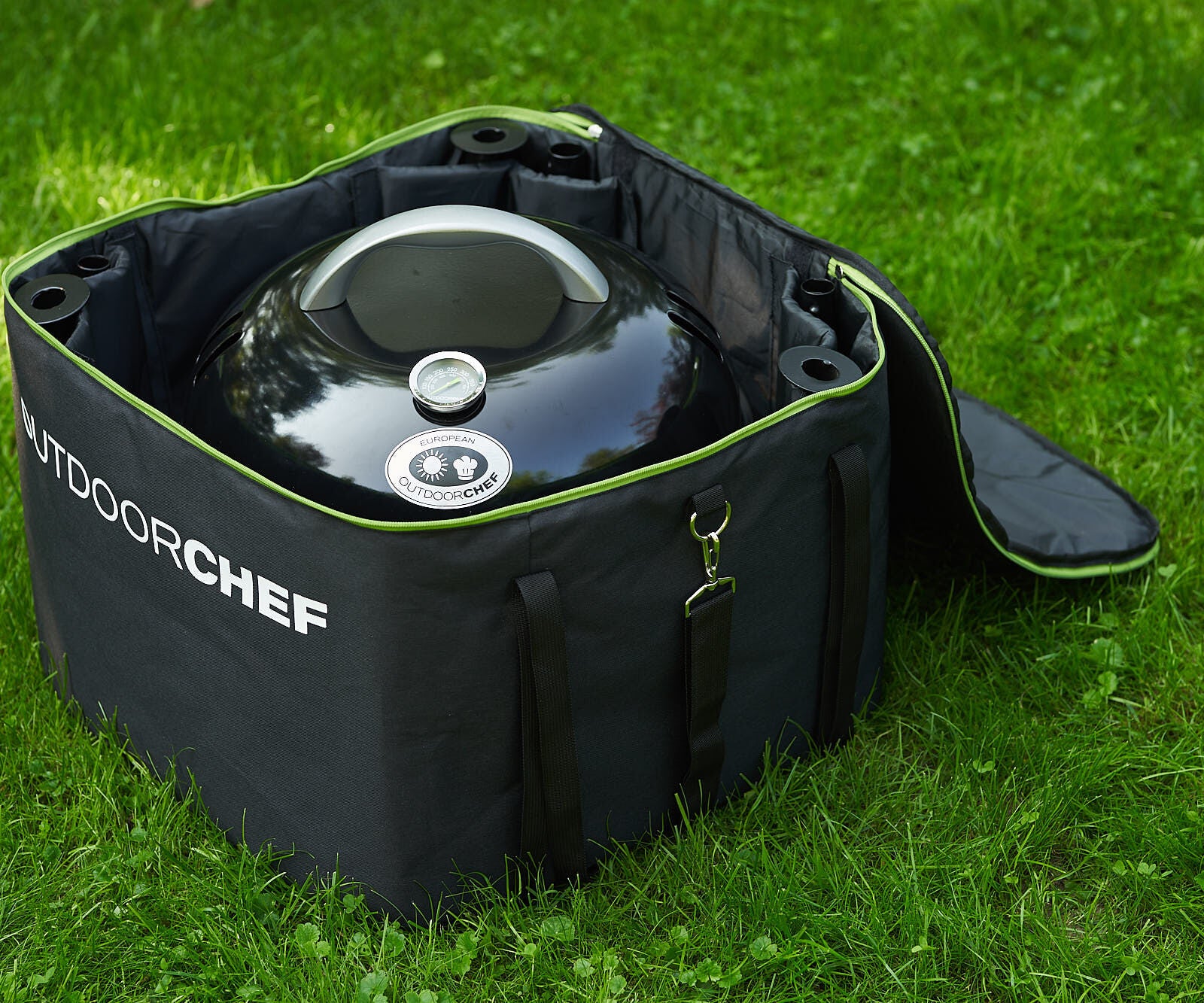 Outdoorchef Chelsea 420 G black 30mbar Gas BBQ Black