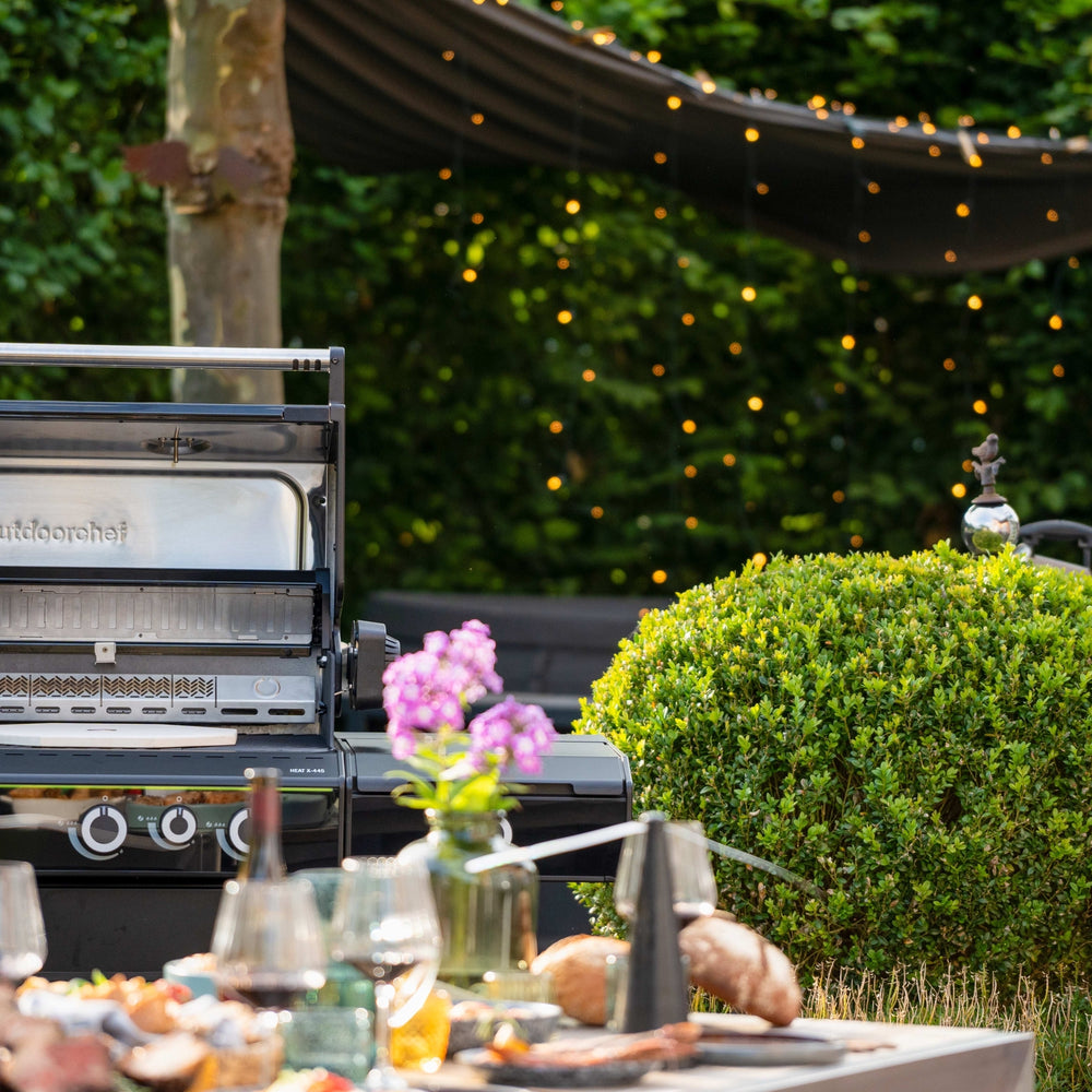 Outdoorchef BBQ-asema Heat X-445 30mbar Kaasugrilli Musta