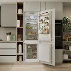 Candy CNBQL3518EV Fridge-freezer Integrated