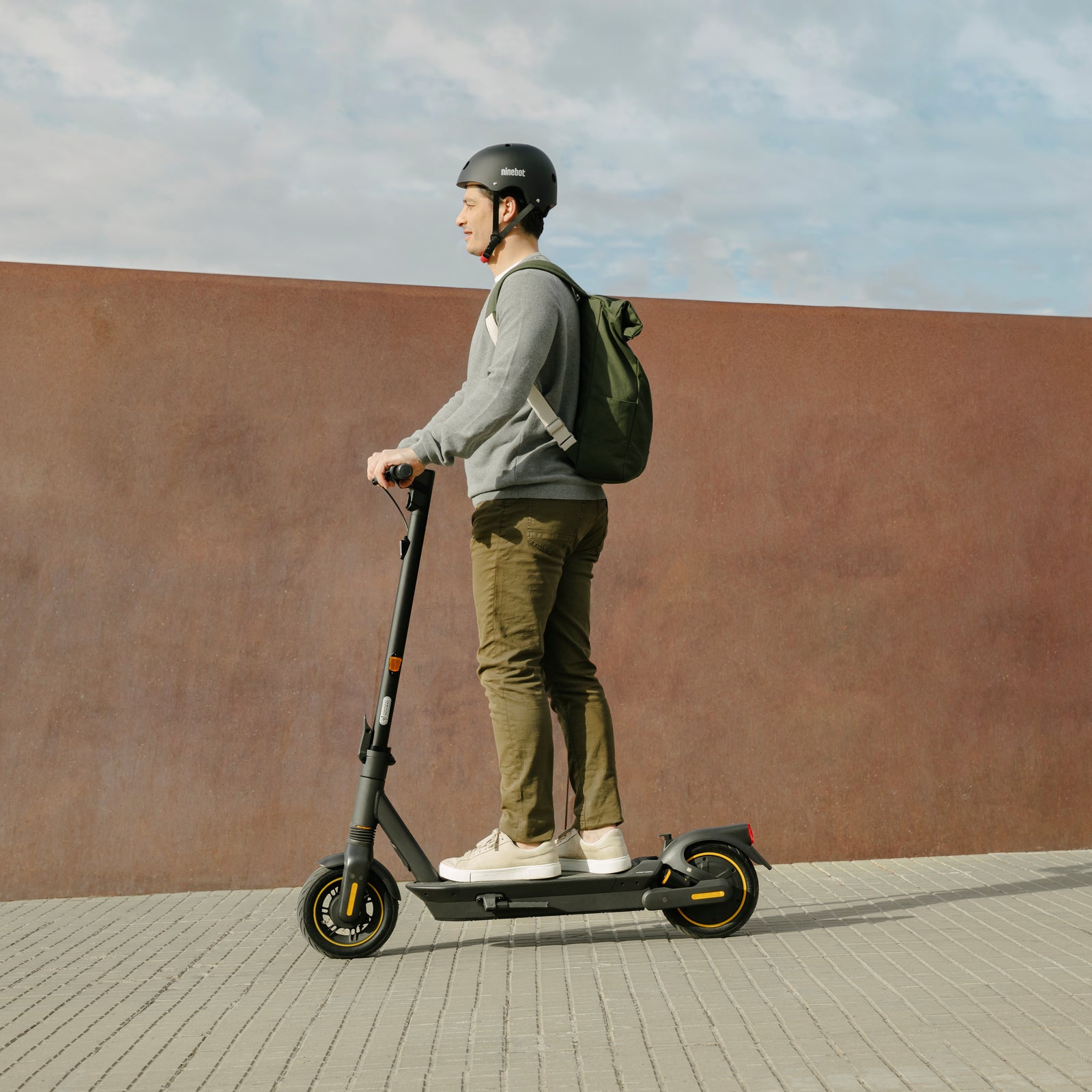 Segway Ninebot Kickscooter MAX G2 E Grå