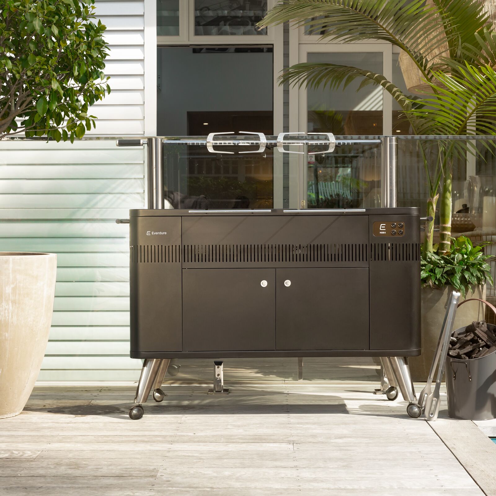 Everdure HUB II EU Charcoal BBQ Black