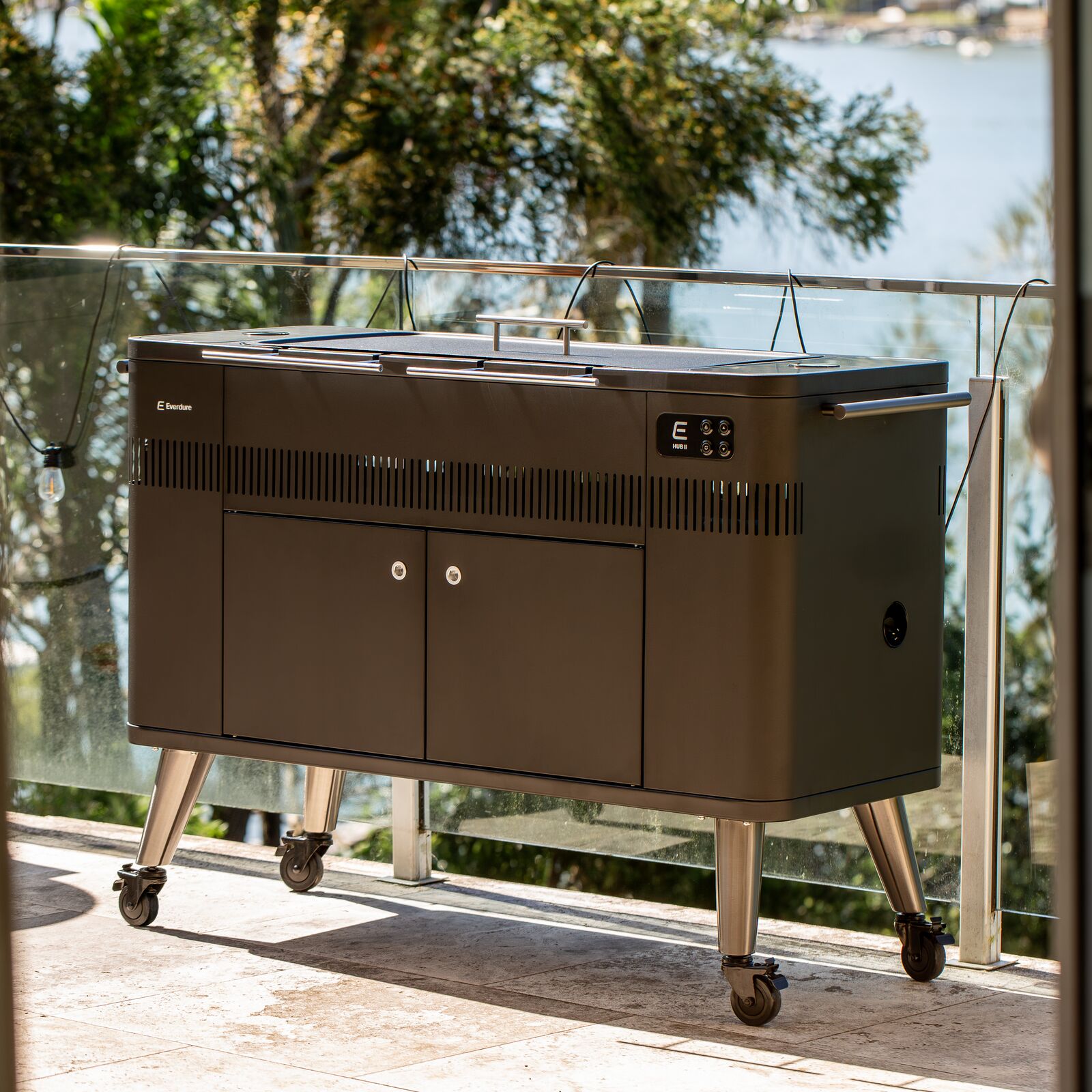 Everdure HUB II EU Charcoal BBQ Black