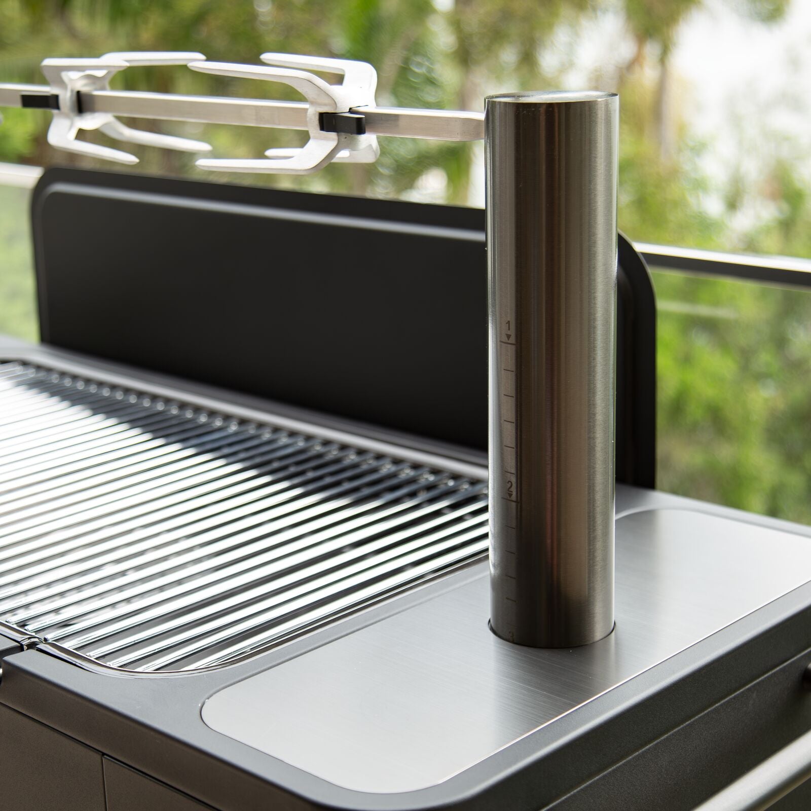 Everdure HUB II EU Charcoal BBQ Black