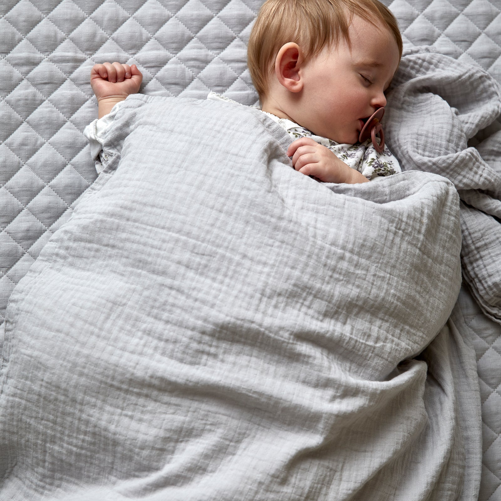 By KlipKlap Bed Linen Baby Stone Grey