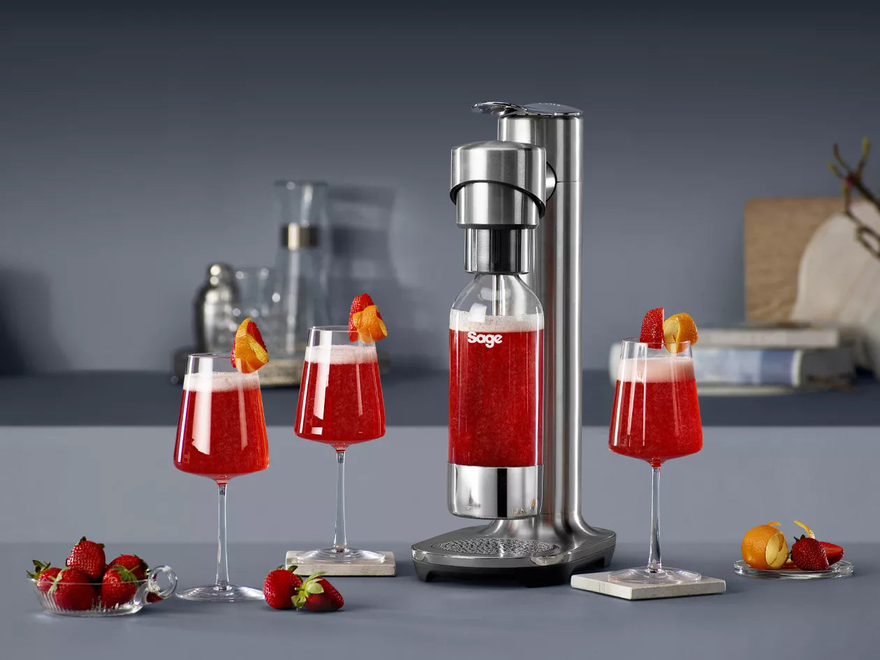 Screw in CO2 canisters only