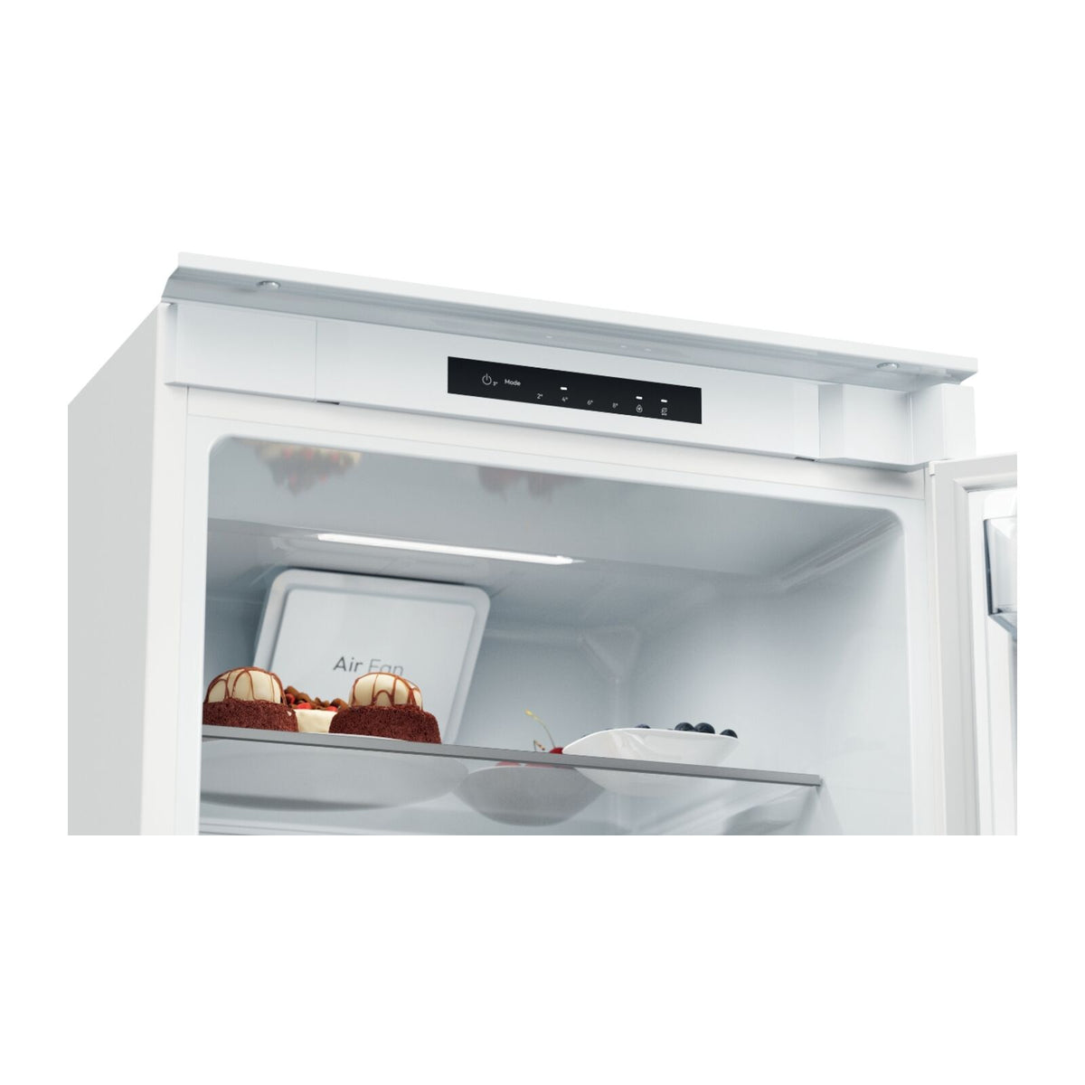 Candy CNBQL3518EV Fridge-freezer Integrated