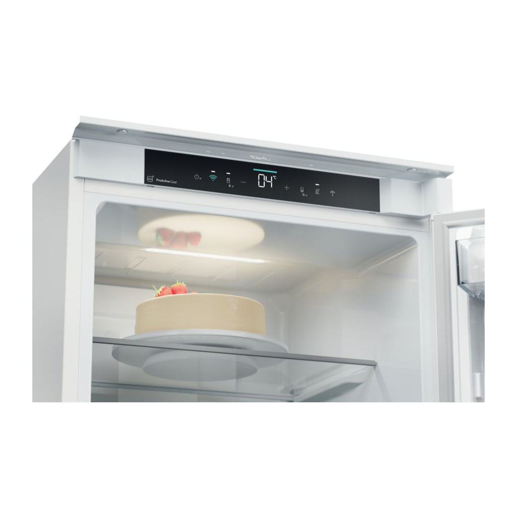 Candy CNBQT3519EW Fridge-freezer Integrated