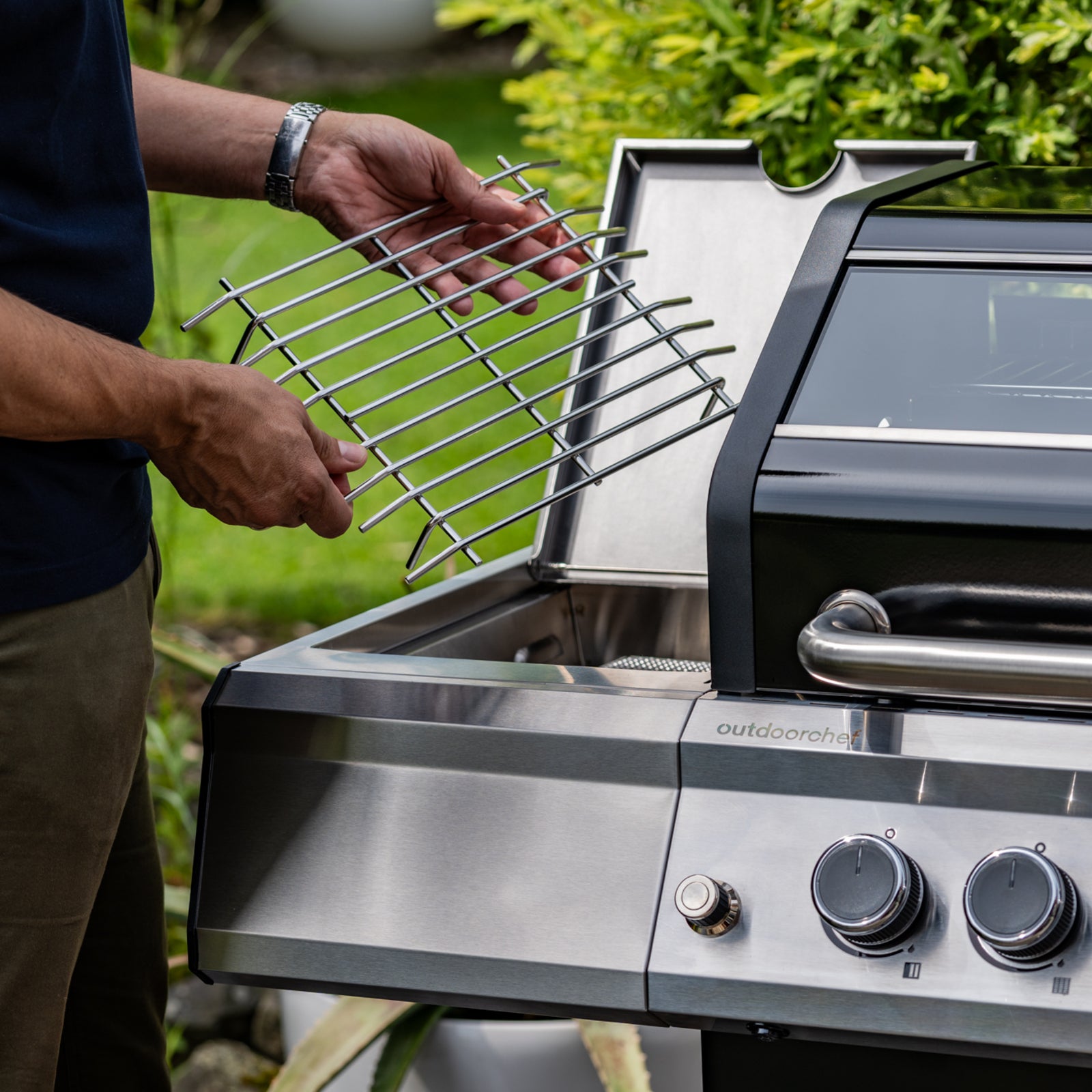 Outdoorchef AUSTRALIA EVO 335 30MBAR Gas BBQ Black Stainless Steel