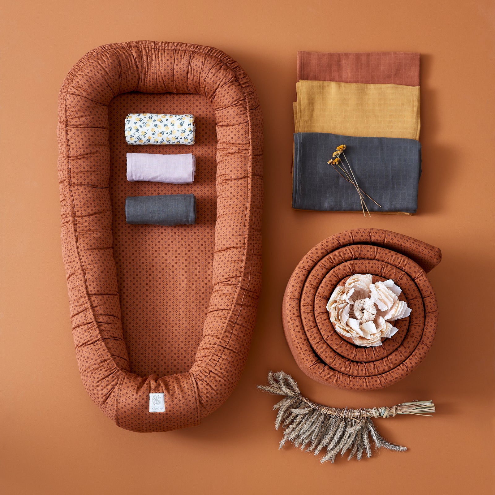 By KlipKlap Baby Nest Indian Diamonds Brown