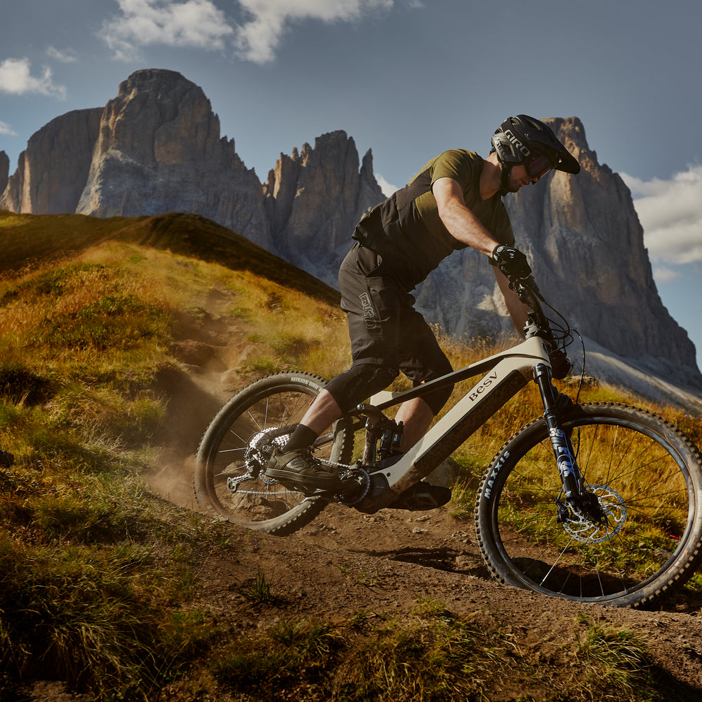 BESV TCE 1.3 MY23 FS-Step Over 415 S el-MTB Sand