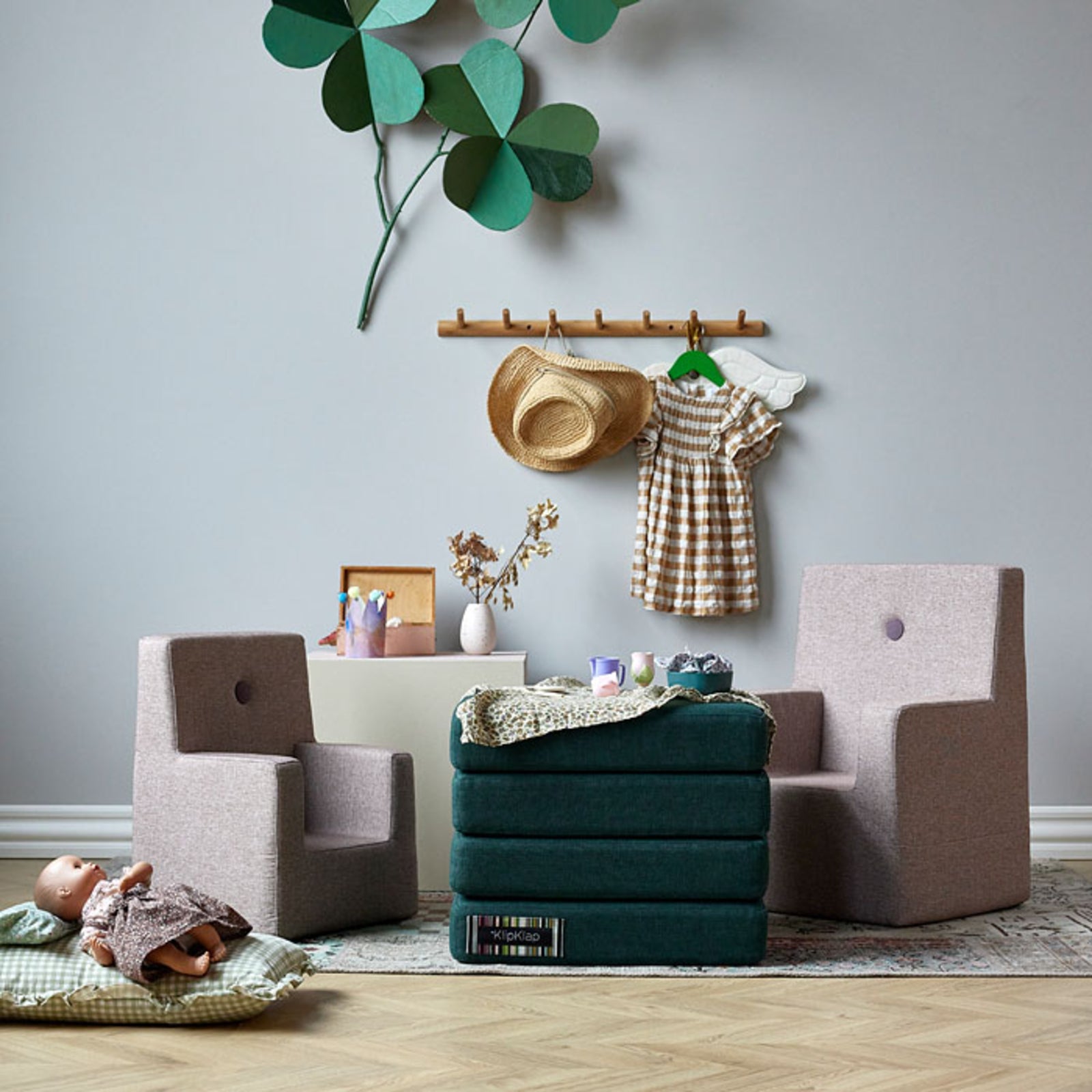 By KlipKlap KK 4 Fold Syvänvihreä vaaleanvihreällä