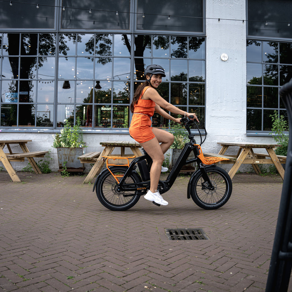 BESV CPT 1.0 MY2025 X step 468 one size Compact Night Black Gloss