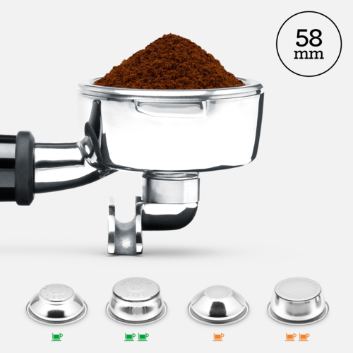 Det professionelle 58 mm portafilter kan rumme en 22 g dosis og leveres med enkelt- og dobbeltfilterkurv