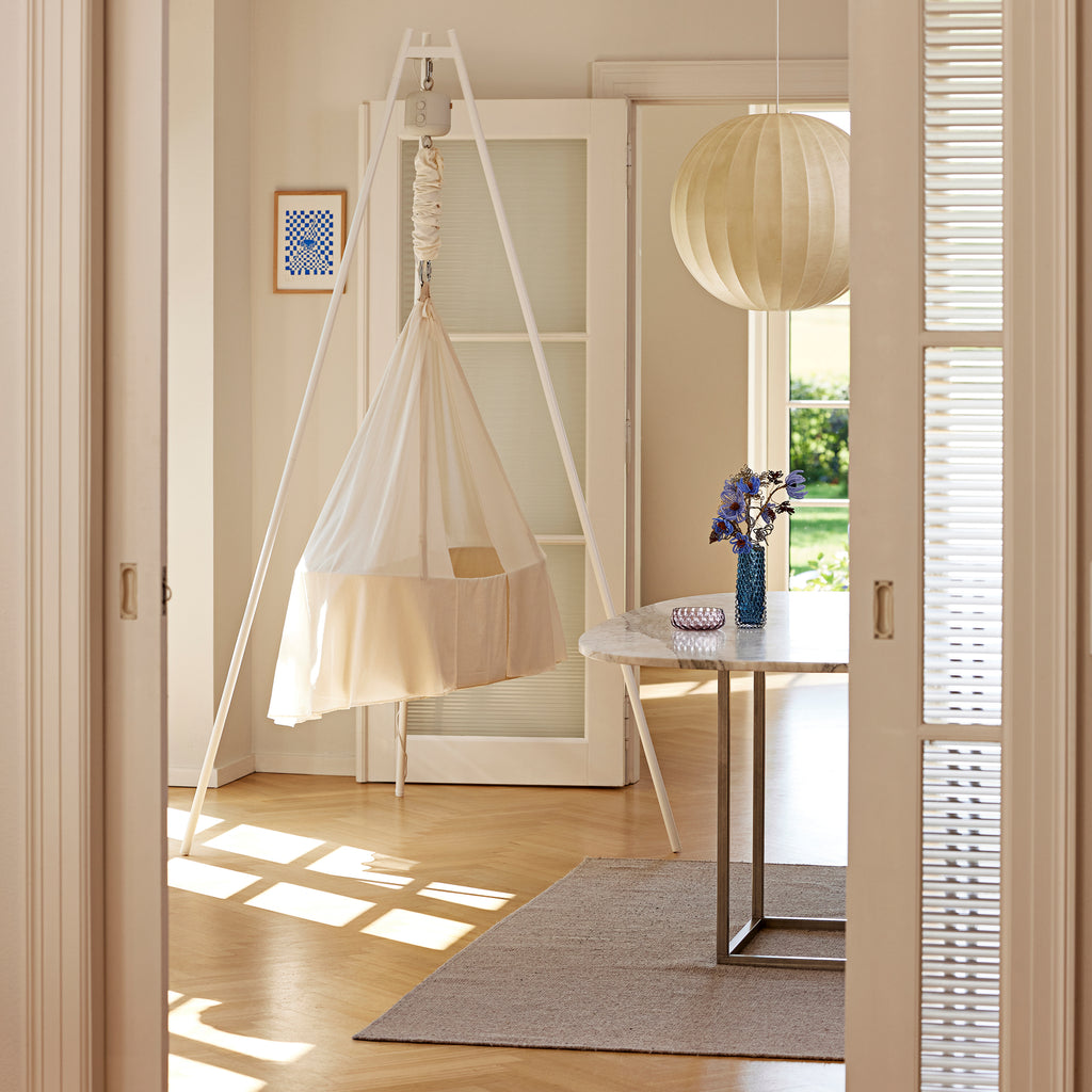 Membantu Baby Cradle Nature