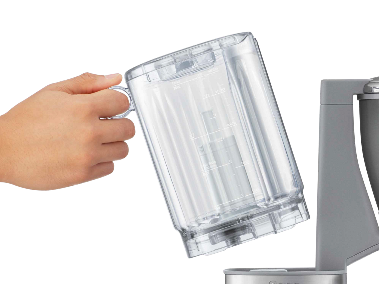 Easy fill removable water tank