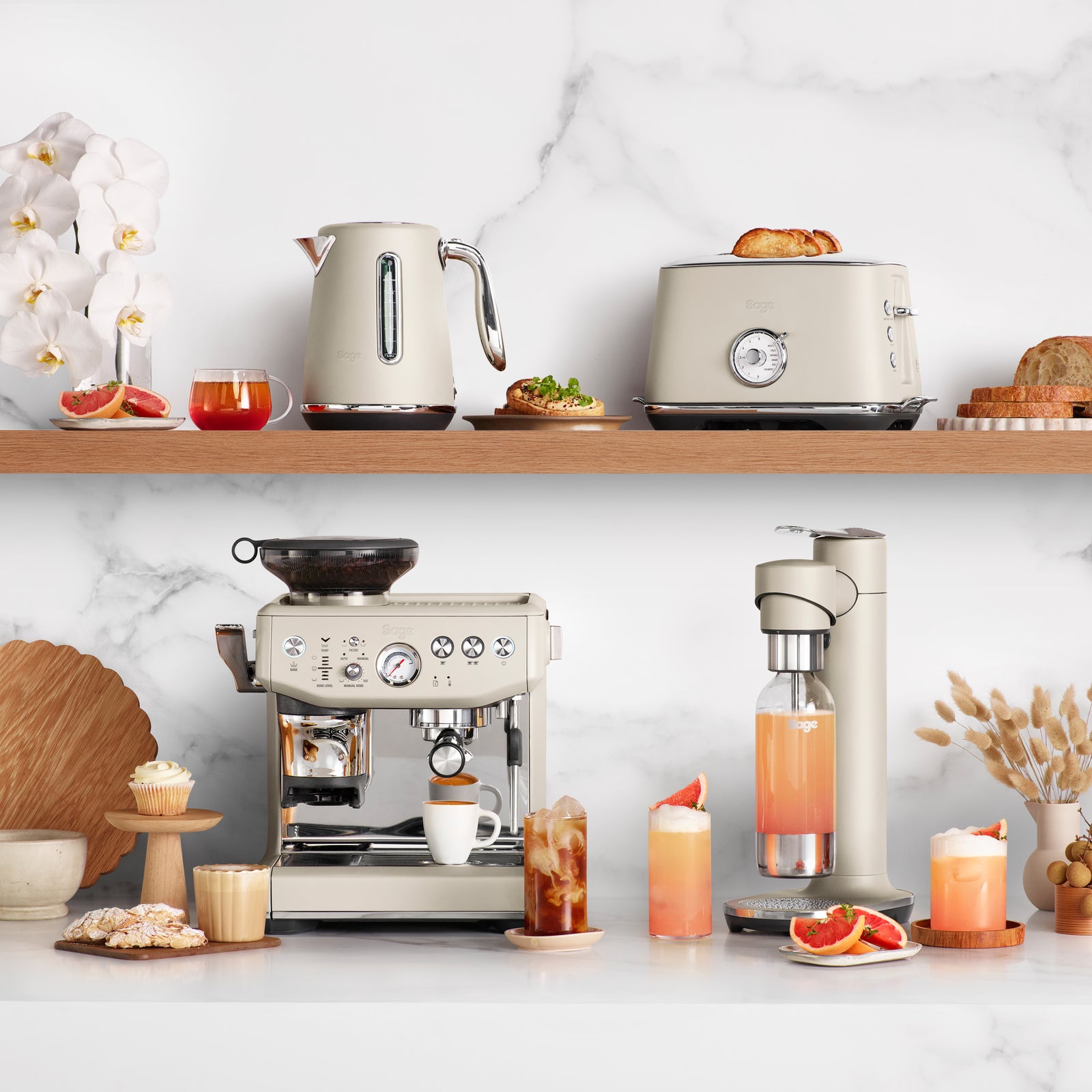 Sage SKE735ALM Soft Top Luxe Kettle Almond Nougat