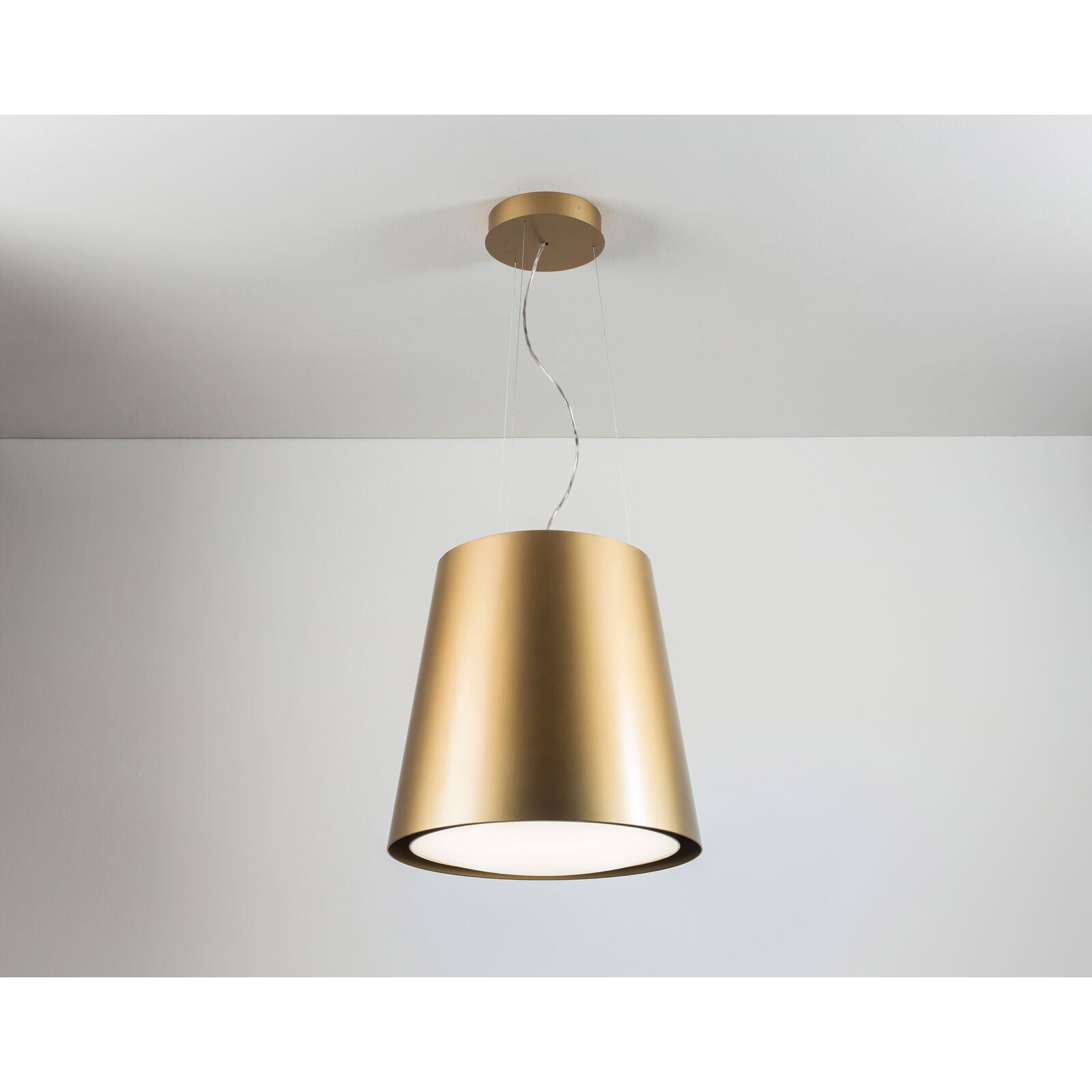 Witt Architect Free Brass-3  Free hanging hood Brass